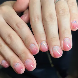 ネイル GLOW/NAIL MaYuMiのネイルデザイン