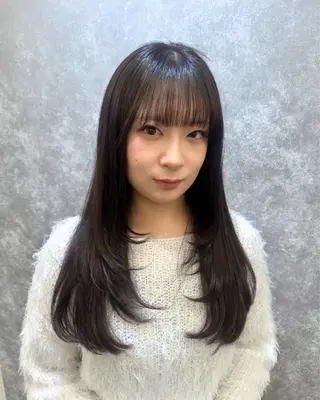 ロング カラー 🕯コバ/レイヤー/ 透明感/縮毛🕯のヘアスタイル