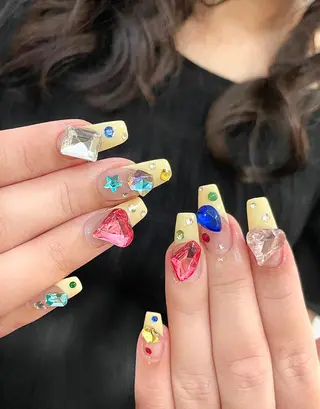 ネイル AngelChris ビューティーサロンのネイルデザイン