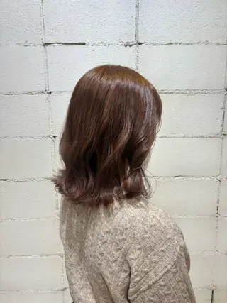 ミディアム カラー あずま みゆのヘアスタイル