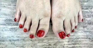 ネイル MAXKELLY 大阪・梅田店所属・徳田 亜衣佳のネイルデザイン