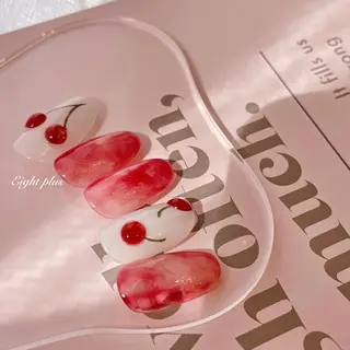 ネイル Eight plusのネイルデザイン