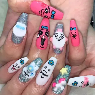 ネイル NES NAIL所属・さゆり￤推しキャラ ￤ロングネイル🩷のネイルデザイン