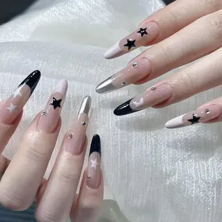 ネイル DEMAIN- 🕊️のネイルデザイン