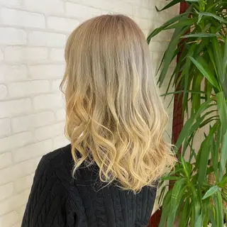 ミディアム カラー ノンダメージサロンBonheur銀座並木通り店所属・ULTOWA/銀座 ERIのヘアスタイル