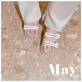 ネイル ＶＩＶＩ nailsalonのネイルデザイン