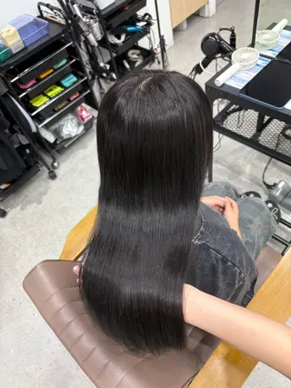 ロング omocha umiのヘアスタイル