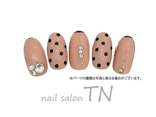 ネイル 矢川 まどかのネイルデザイン