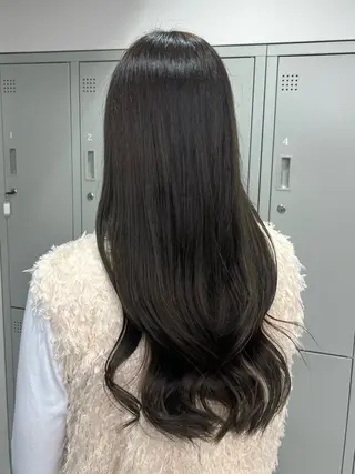 ロング カラー michiru 【EIGHT 札幌】のヘアスタイル