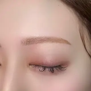 アイブロウ 坂本 虹海のマツエク・マツパデザイン