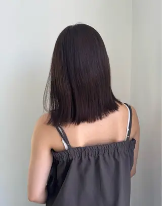 カラー maina/透明感 ベージュ/ブラウンのヘアスタイル