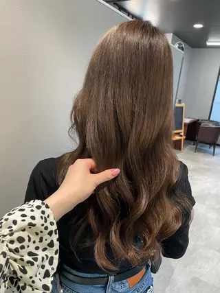 セミロング カラー リルフェアリー 磐田店のヘアスタイル