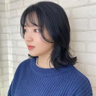 ミディアム カラー abilita AZUSAのヘアスタイル