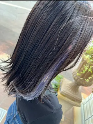 カラー 秋山 和己のヘアスタイル