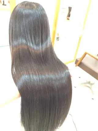 ロング カラー TRENCH 自由が丘所属・TRENCH　相澤 果歩のヘアスタイル