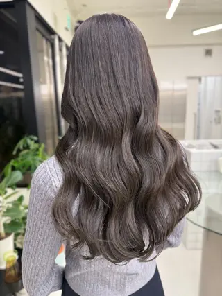 ロング カラー 表参道/赤み無し 透明感 colorのヘアスタイル