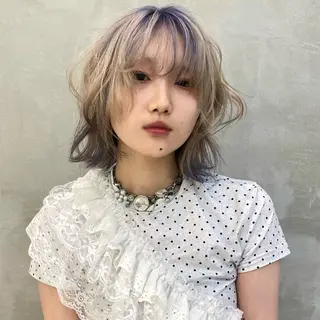 ショート カラー ウルフカット /ブリーチayamiのヘアスタイル