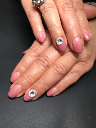 ネイル みんなの店所属・仲谷 つかさのエステ・リラクイメージ