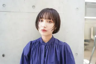 ショート effect横浜所属・切りっぱなしボブ/ 艶カラー/綾莉のヘアスタイル