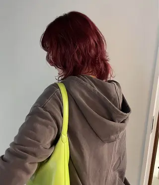 ミディアム カラー ナチュラル/似合わせ /ベージュ/齋藤朱夏のヘアスタイル