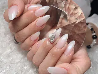 ネイル マツエク・マツパ アイブロウ Nail&eye Belire 新宿のネイルデザイン