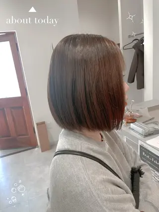 ミディアム カラー no4ナチュラル戸祭所属・山越 美裕樹のヘアスタイル