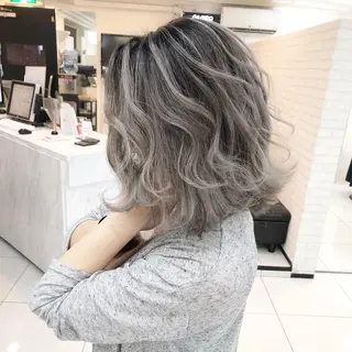 ミディアム カラー メッシュカラー 艶髪/西尾 幸樹のヘアスタイル