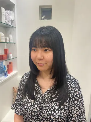 ロング atelier doux dimanche（アトリエ・ドゥー・ディマンシュ）所属・Fukamiレイヤー 透明感カラーのヘアスタイル