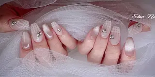 ネイル She   Nail所属・ISA_ BELLAのネイルデザイン