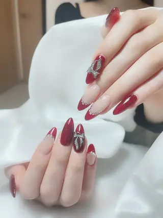 ネイル Amina nail salonのネイルデザイン