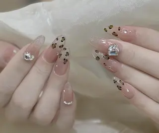 ネイル Ui_Amor (パラジェル)のネイルデザイン