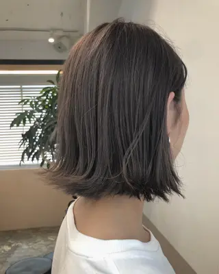 ミディアム カラー 一ノ瀬 理子のヘアスタイル