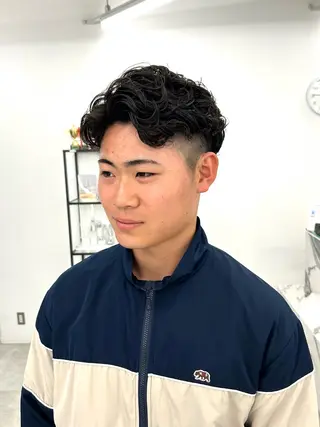 メンズ 透明感ハイトーン特化 /ケアブリーチ/莉駒のヘアスタイル