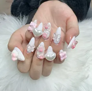 ネイル MoonHi Nail Salon所属・MoonHi Nail 朝霞台のネイルデザイン