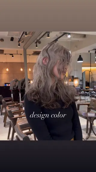 セミロング カラー 💜ハイトーン💛 マジカルかいちゃんのヘアスタイル