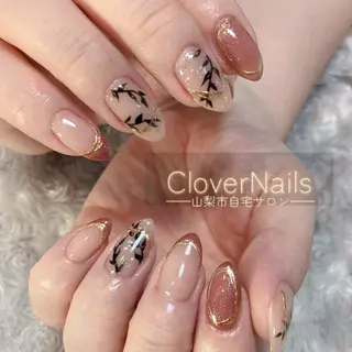 ネイル 自宅ネイルサロン クロバーネイルのネイルデザイン