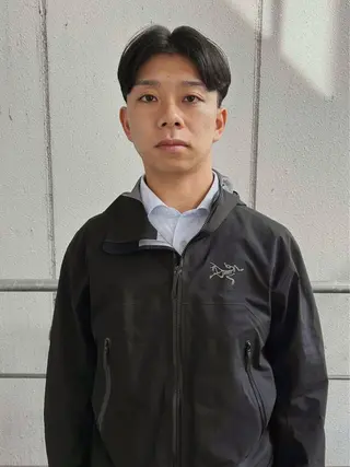 ショート 海/ミディアムレ イヤー/メンズカットのヘアスタイル