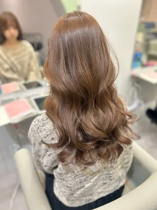 ロング カラー amane໒꒱うる艶 ブリーチ透明感カラーのヘアスタイル
