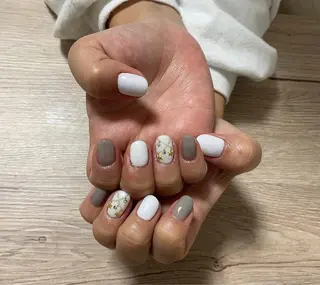 ネイル MINAMI nailsのネイルデザイン