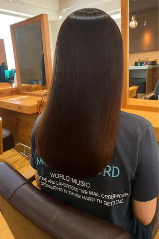 セミロング Tsuyoshi 【Rosso】のヘアスタイル