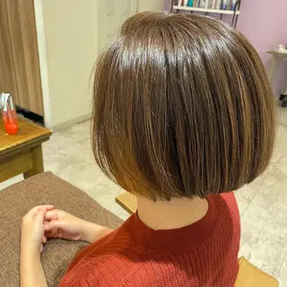 ミディアム 小川 夏生のヘアスタイル