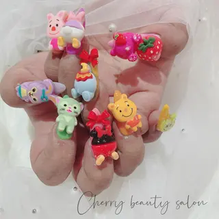 ネイル SAKURA 🍒のネイルデザイン