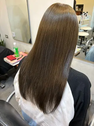 ロング ブリーチカラー/ ワンカラー/有馬琉翔のヘアスタイル