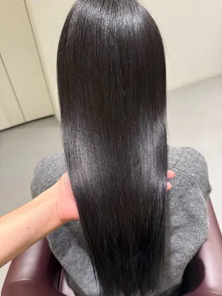 ロング ️🫧透明感カラー& 髪質改善🎀いさきのヘアスタイル