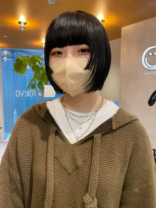 ショート カラー センターパート/ 暖色カラーayuのヘアスタイル