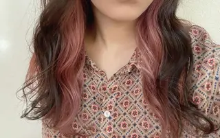 セミロング 見奈美 凜のヘアスタイル