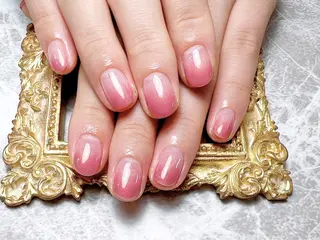 ネイル マジックミラー所属・マジック ミラーのネイルデザイン