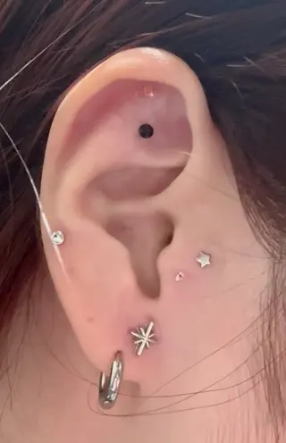 M Hのネイルデザイン