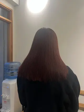 ロング カラー 荒井 茉凜のヘアスタイル