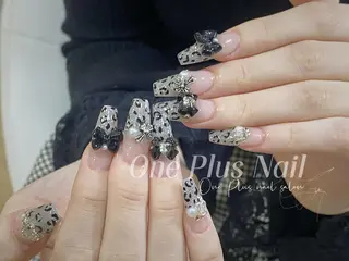 ネイル One plus StudioNailのネイルデザイン